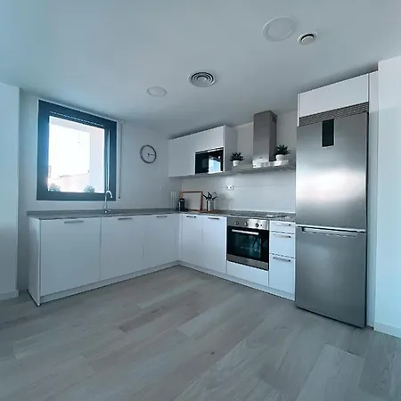 Enjoy! Residencial Rocas Doradas